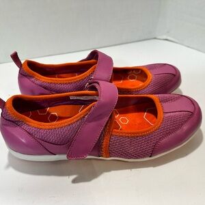 NWOT Vionic Ailie Mary Jane Sneakers Size 8 pink/orange
